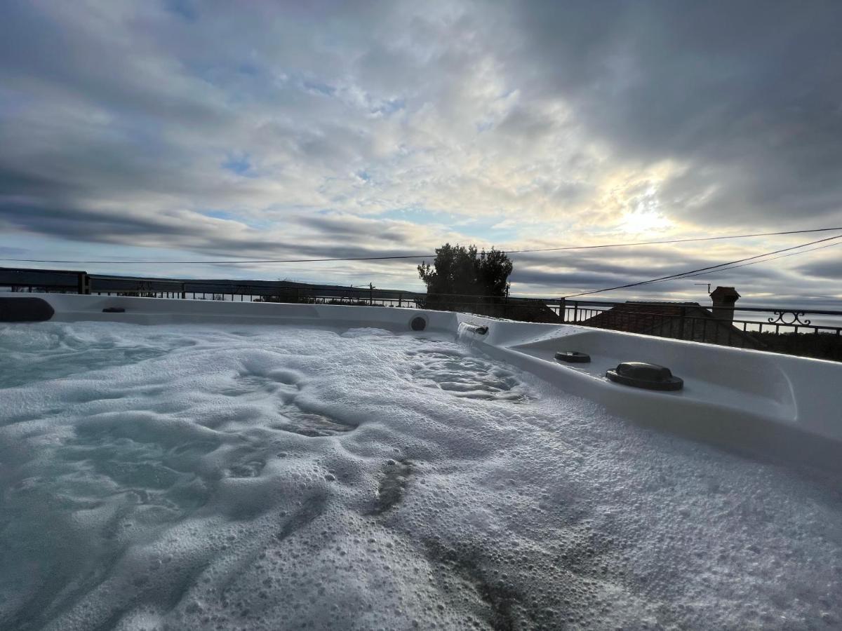 Podgora Experience Suite With Jacuzzi Нерезине Екстериор снимка